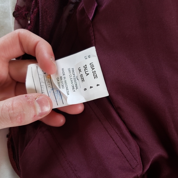 Burgundy Chiffon Beaded Slit Leg V-Neck Gown Dress - Picture 11 of 16